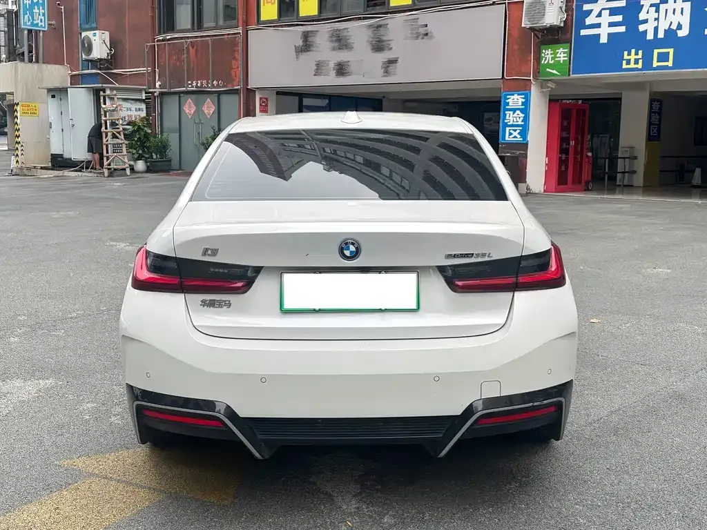 BMW i3 2025 из CN, фото 10