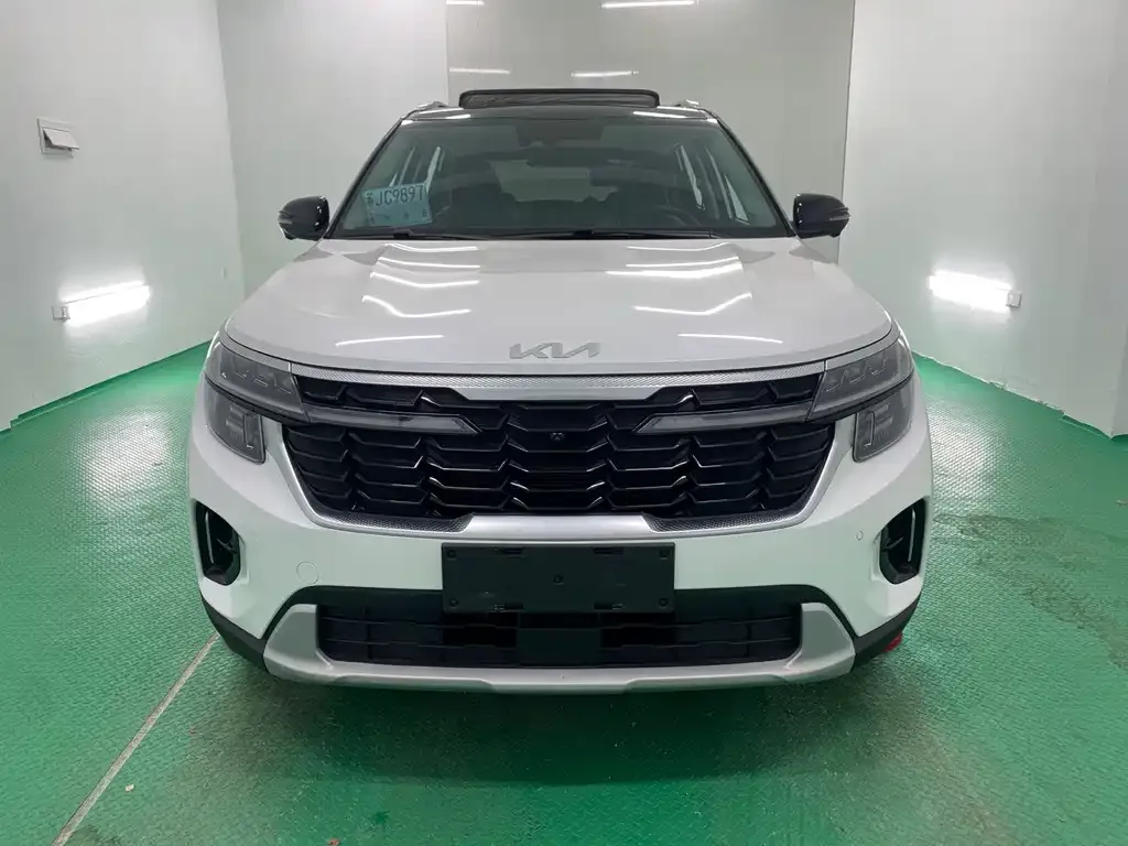 Kia Seltos 2023 из CN, фото 3