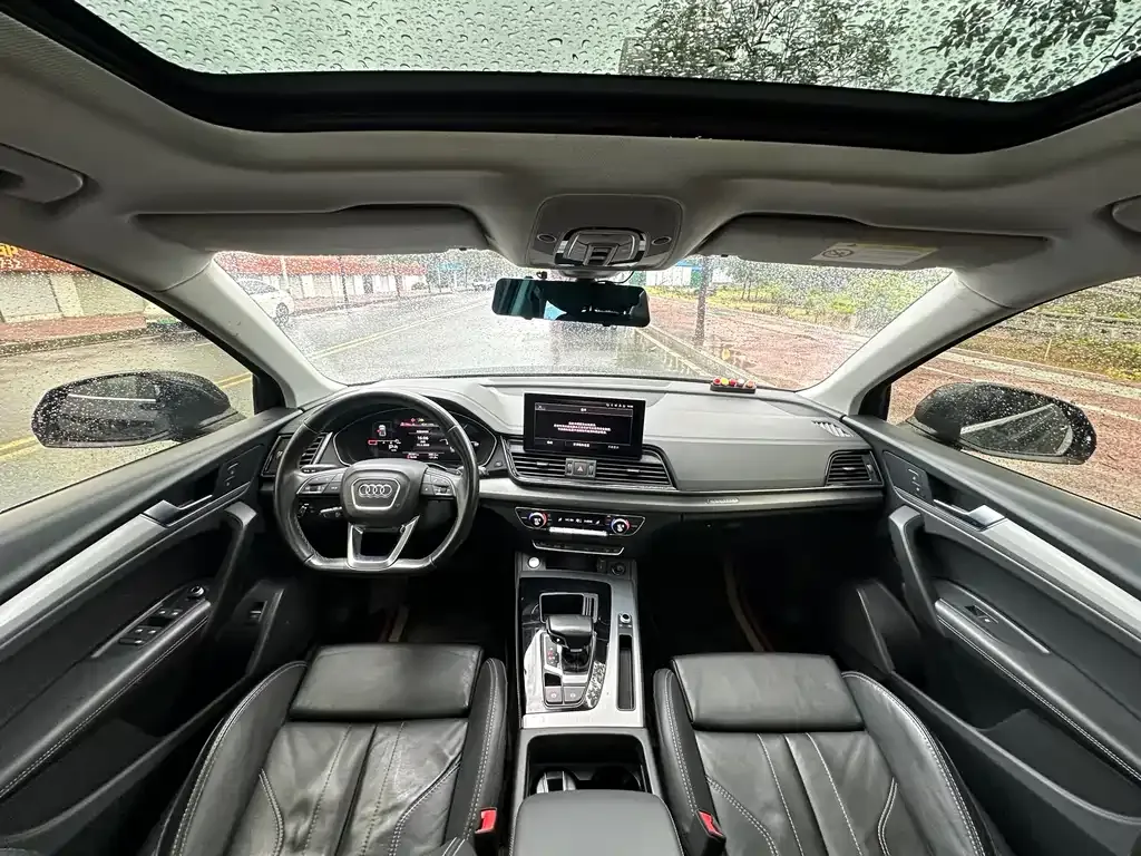 Audi Q5L 2022 из CN, фото 3