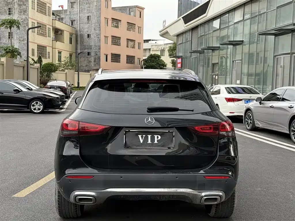 Mercedes-Benz GLA — фото 10