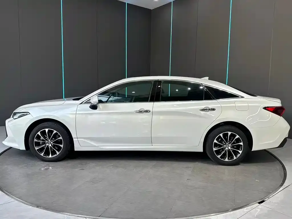 Toyota Avalon 2024 из CN, фото 5