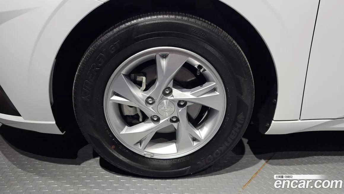 Hyundai AVANTE 2021 из KR, фото 4