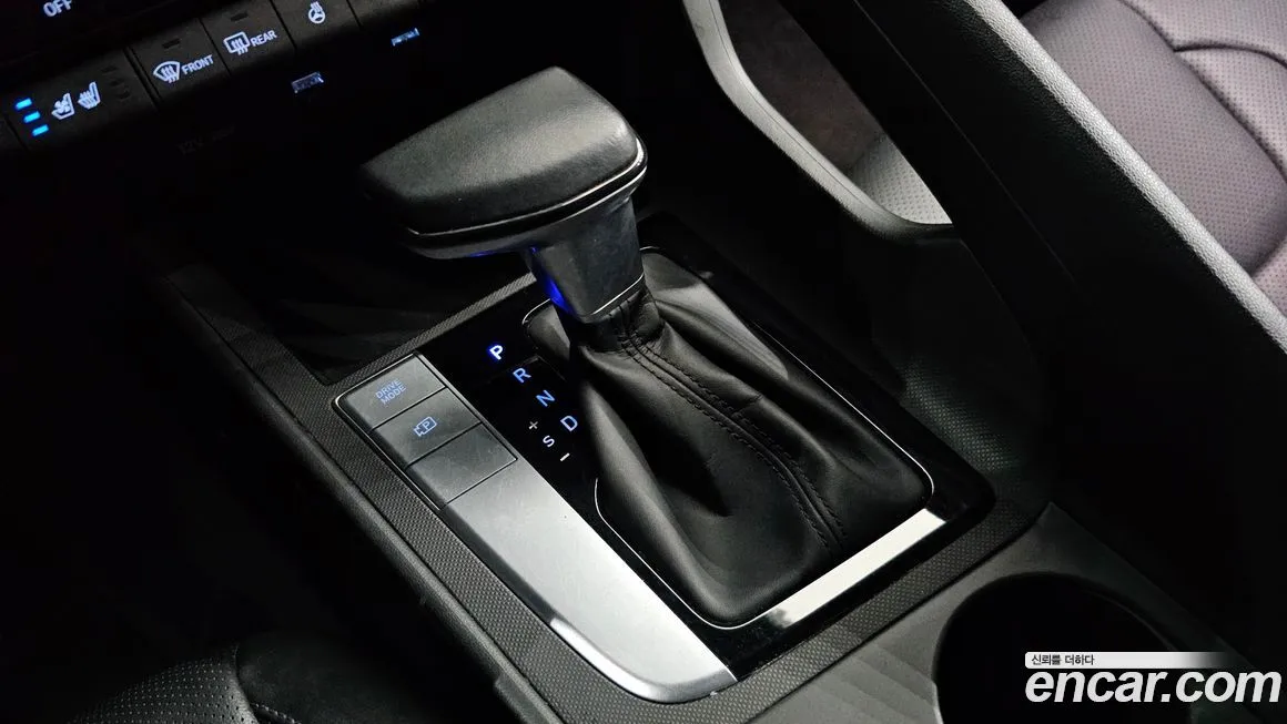Hyundai AVANTE 2021 из KR, фото 2