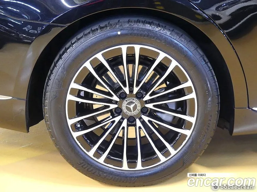 Mercedes-Benz S-Class 2025 из KR, фото 3