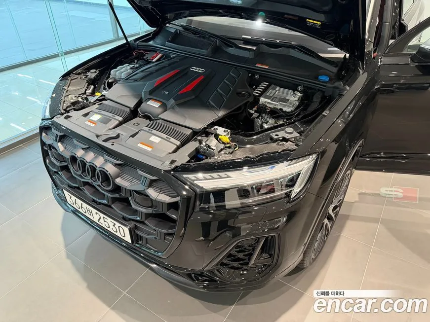 Audi SQ7 2026 из KR, фото 10