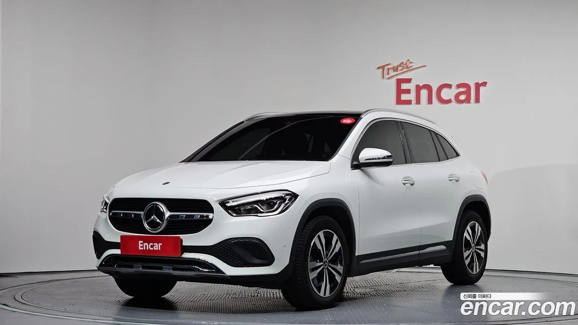 Mercedes-Benz GLA-Class