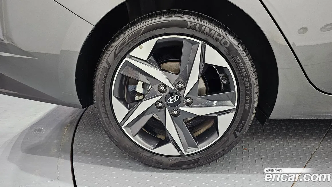 Hyundai AVANTE 2021 из KR, фото 5