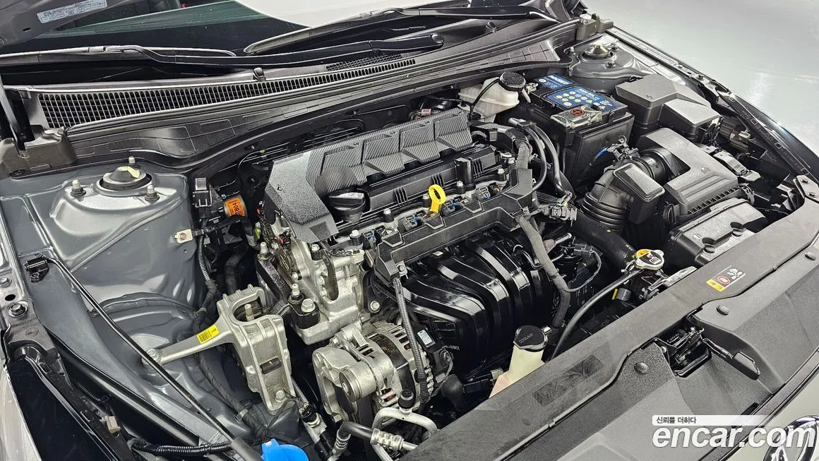 Hyundai AVANTE 2021 из KR, фото 10