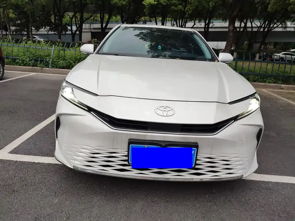 Toyota Camry 2024 из CN, фото 5