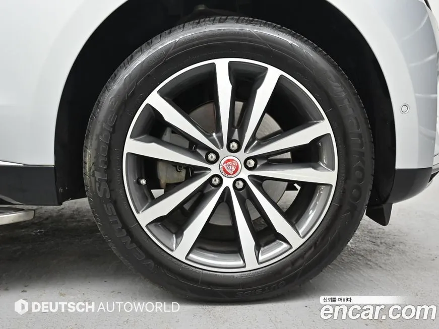 Jaguar F-PACE 2021 из KR, фото 8