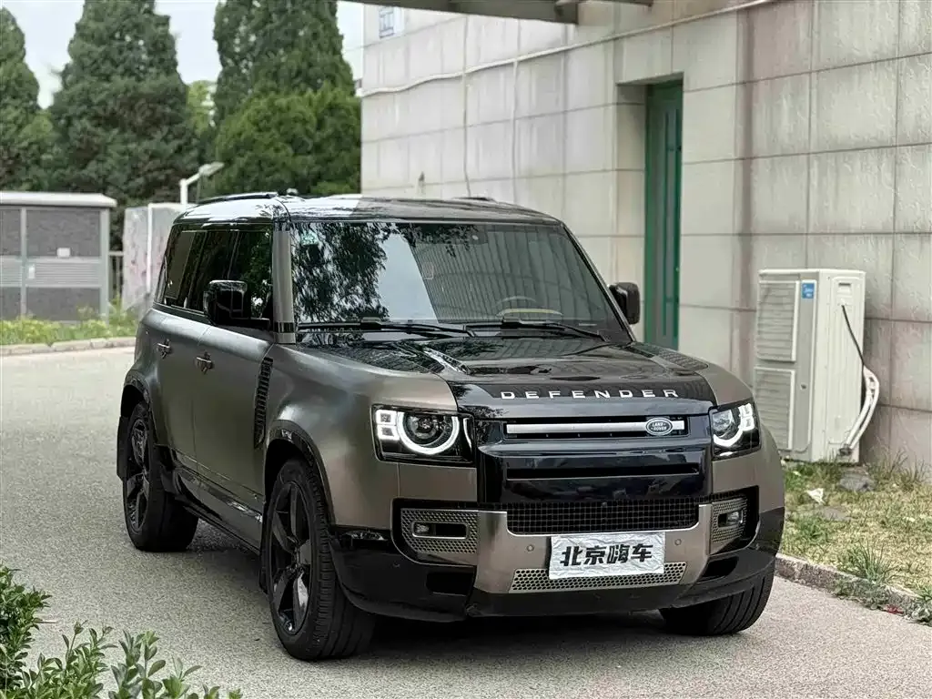 Land Rover Defender — фото 9