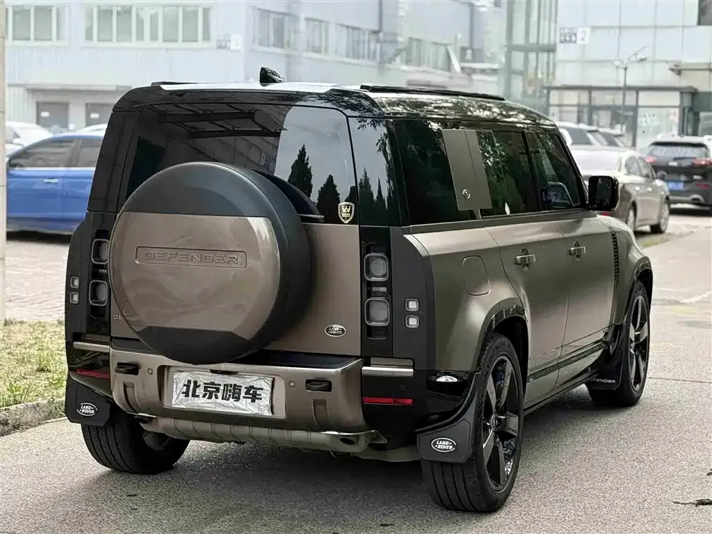 Land Rover Defender — фото 4