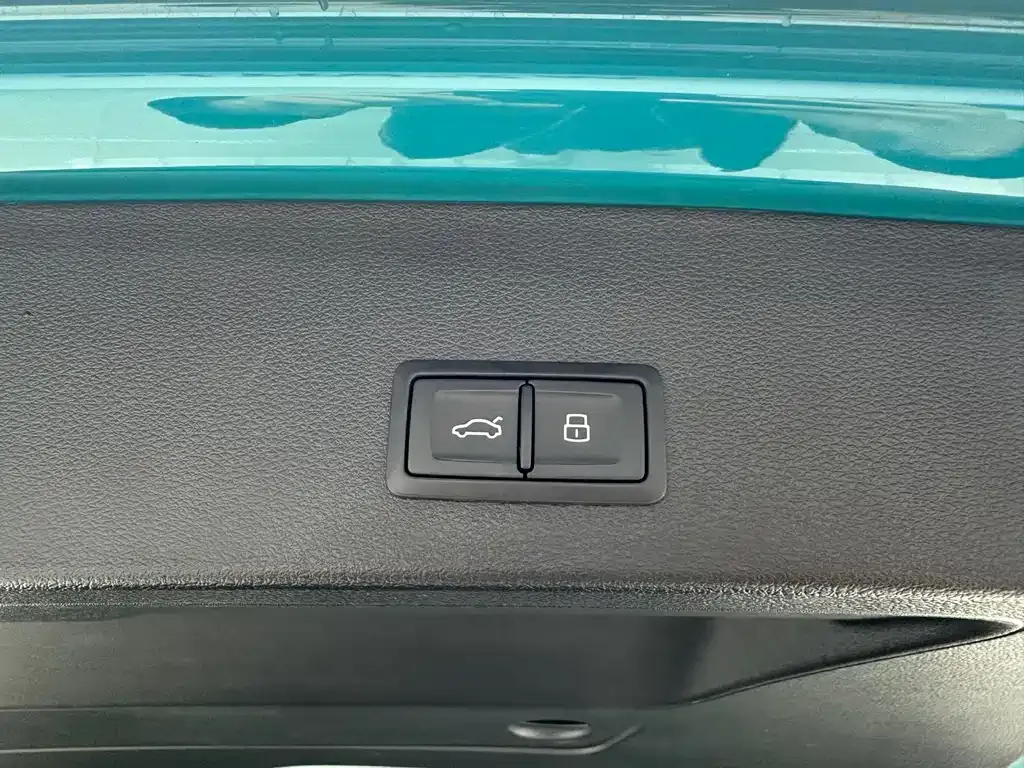 Audi Q2L 2021 из CN, фото 2