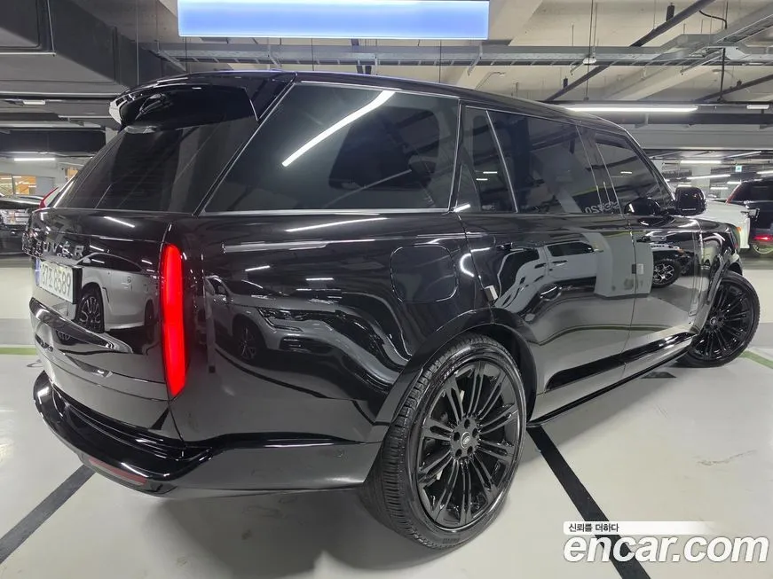 Land Rover Range Rover 2024 из KR, фото 8