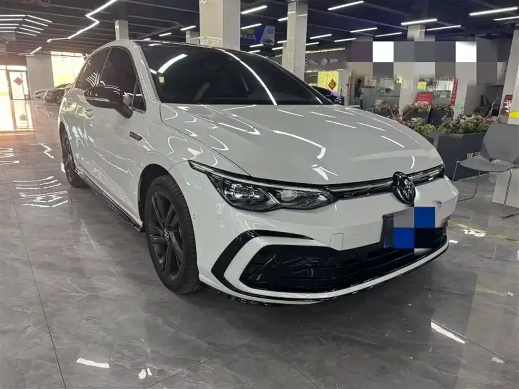 Volkswagen Golf 2023 из CN, фото 5