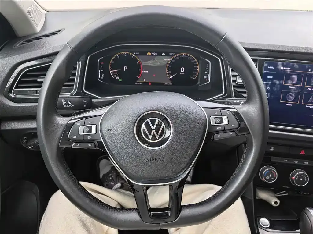 Volkswagen T-Roc 2022 из CN, фото 4