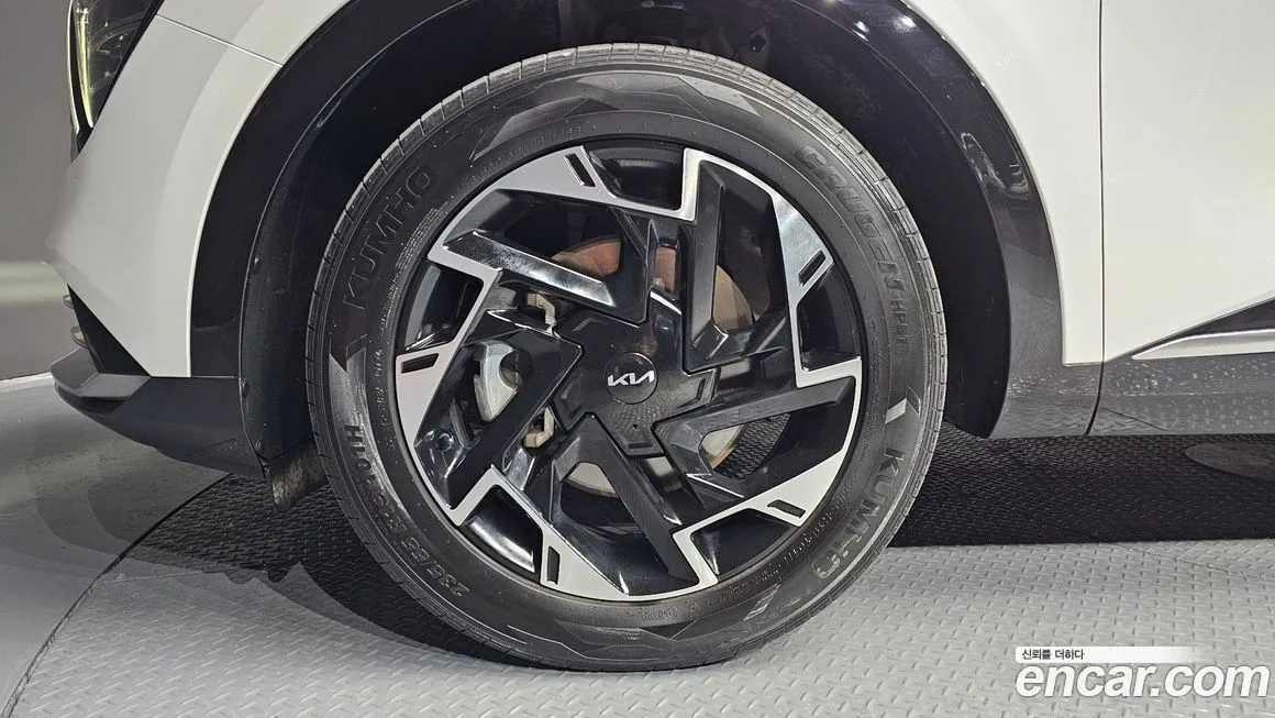 Kia Sportage — фото 9