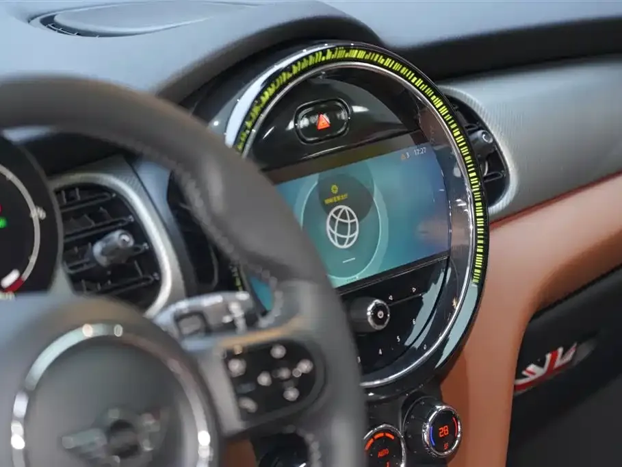 MINI Cooper (3-door) 2022 из CN, фото 9