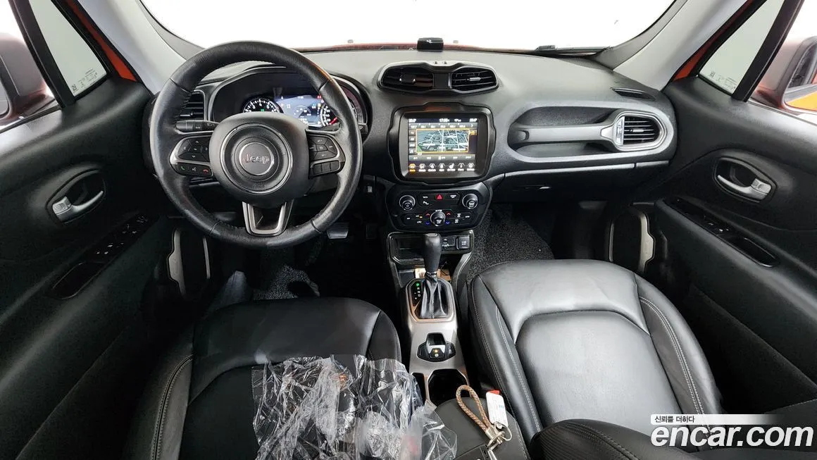 Jeep Renegade 2021 из KR, фото 10