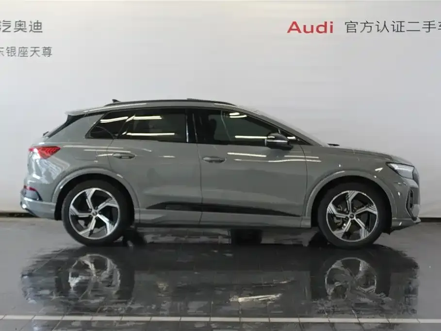 Audi Q4 e-tron — фото 2