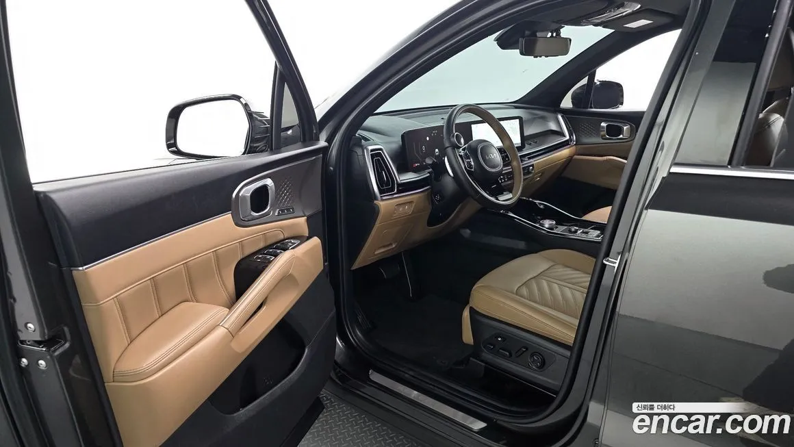 Kia Sorento — фото 9
