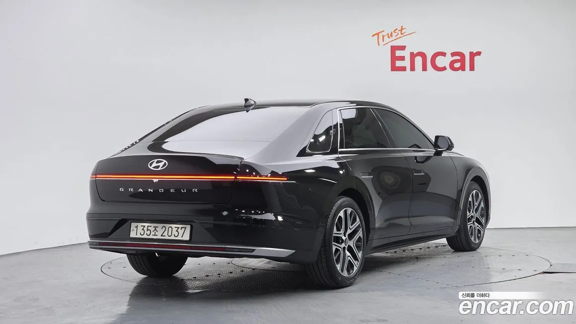 Hyundai Grandeur 2024 из KR, фото 2