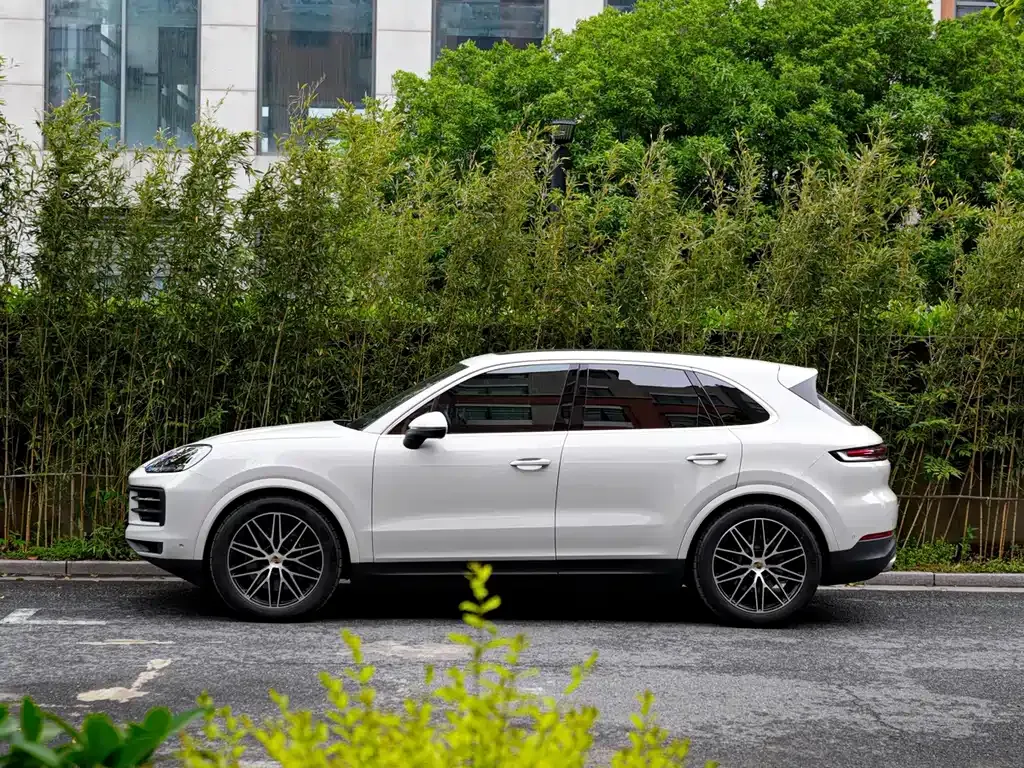 Porsche Cayenne 2025 из CN, фото 8