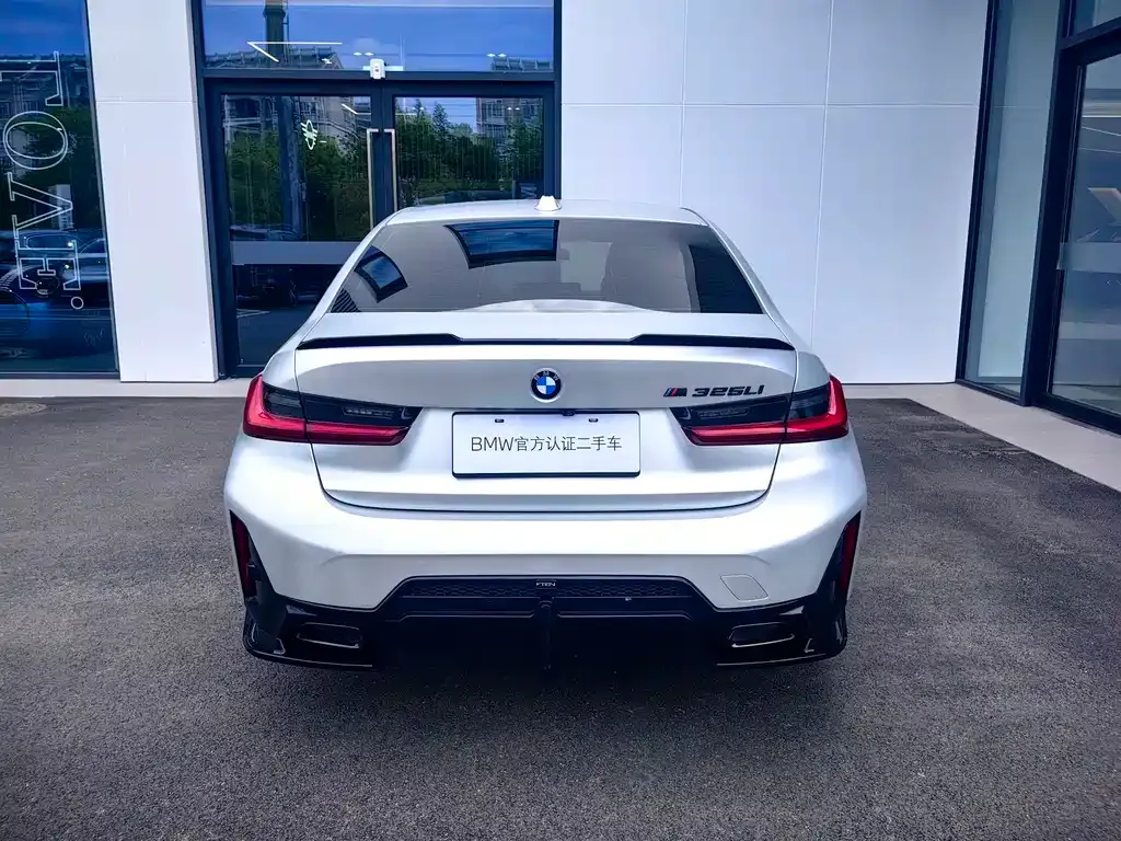BMW 3 Series 2024 из CN, фото 7
