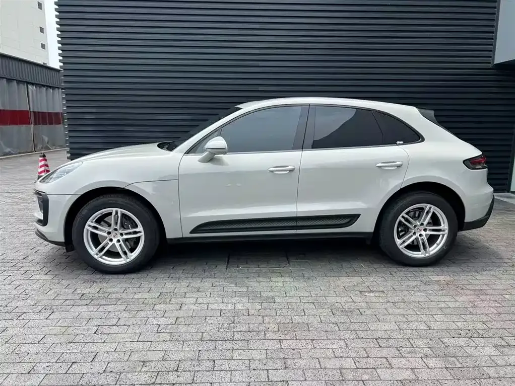 Porsche Macan 2025 из CN, фото 9