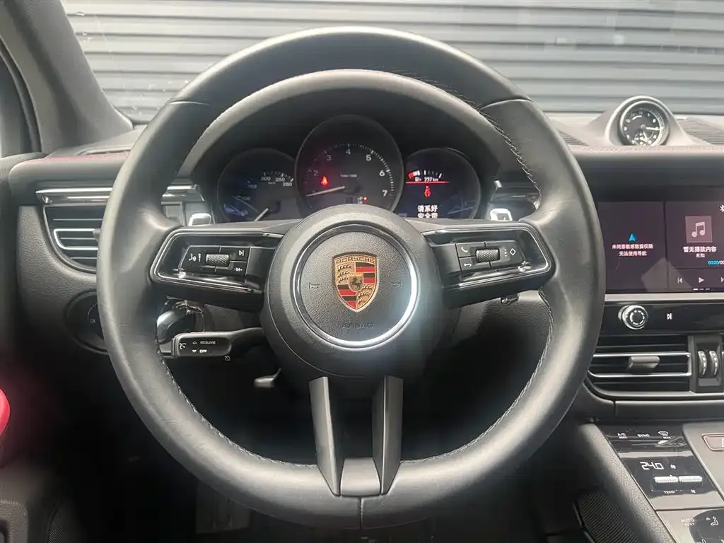Porsche Macan 2025 из CN, фото 5