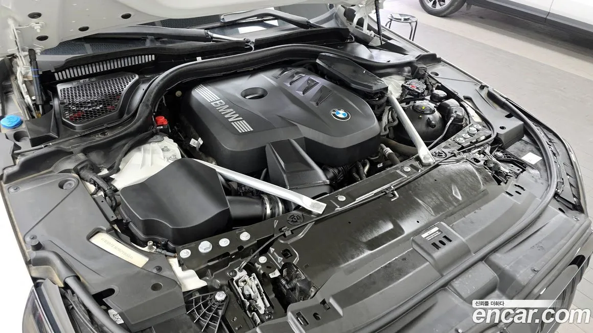 BMW 5-Series 2024 из KR, фото 8