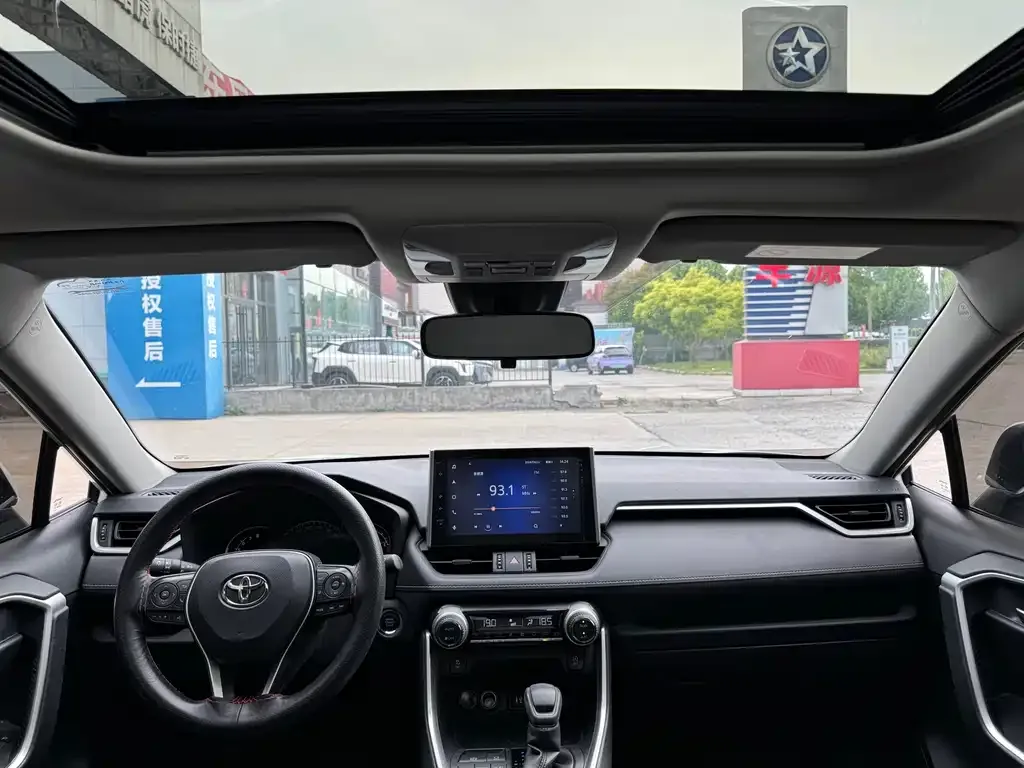 Toyota RAV4 2021 из CN, фото 4
