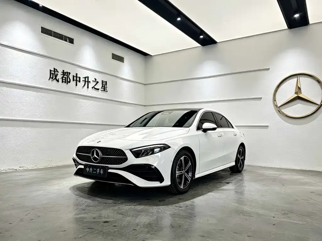 Mercedes-Benz A-Class 2024 из CN, фото 1