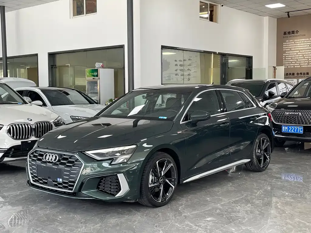 Audi A3 2022 из CN, фото 1