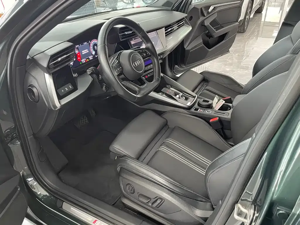 Audi A3 2022 из CN, фото 4