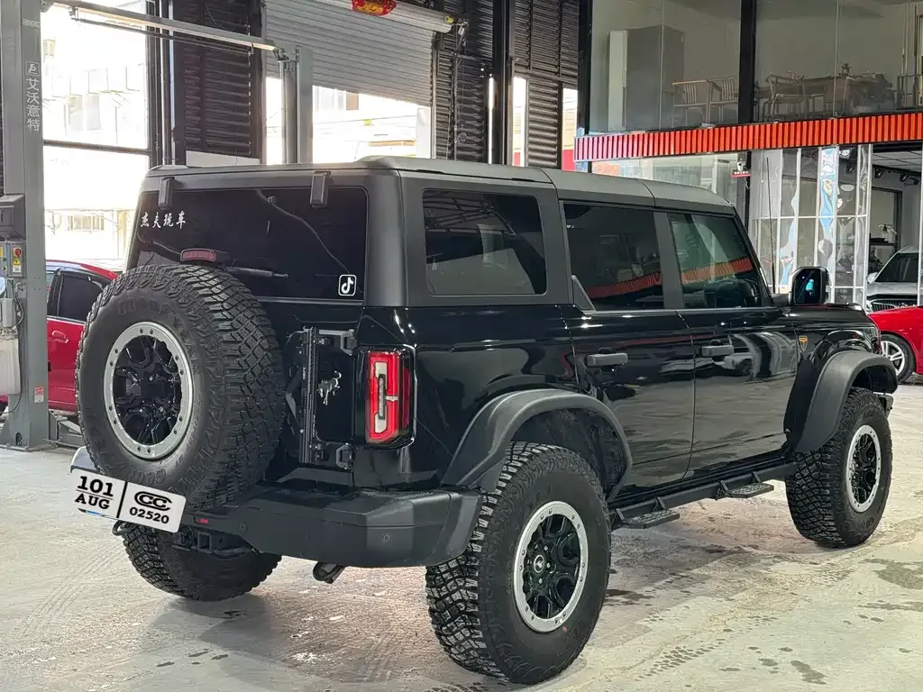 Ford Bronco 2024 из CN, фото 4