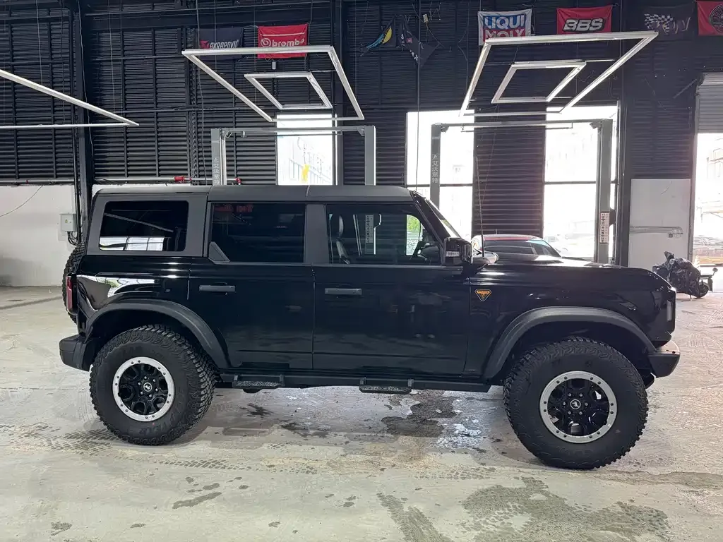 Ford Bronco 2024 из CN, фото 3