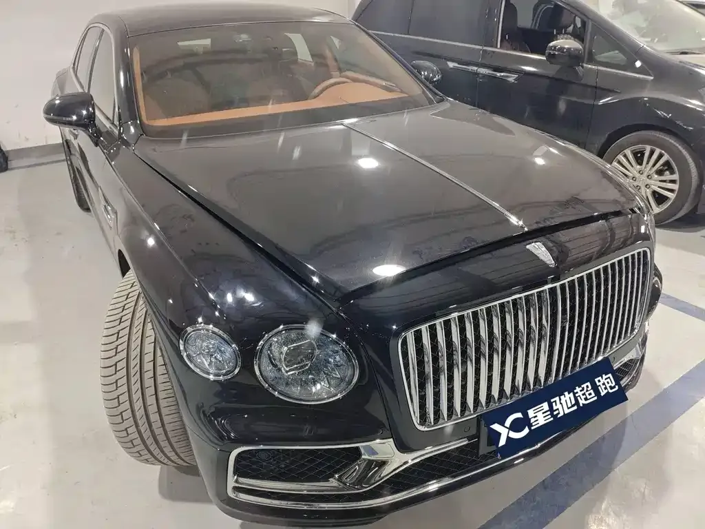 Bentley Flying Spur 2023 из CN, фото 9