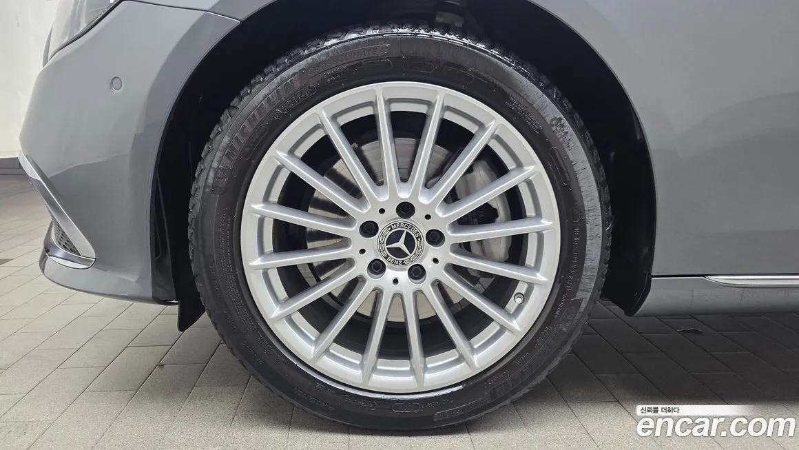 Mercedes-Benz E-Class 2021 из KR, фото 7