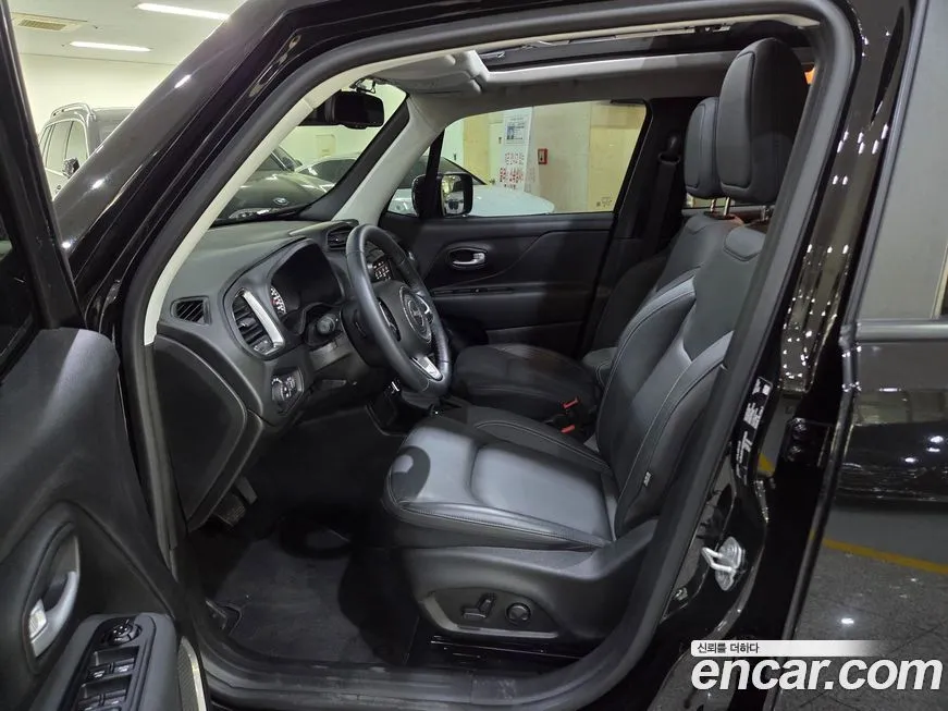 Jeep Renegade 2023 из KR, фото 3