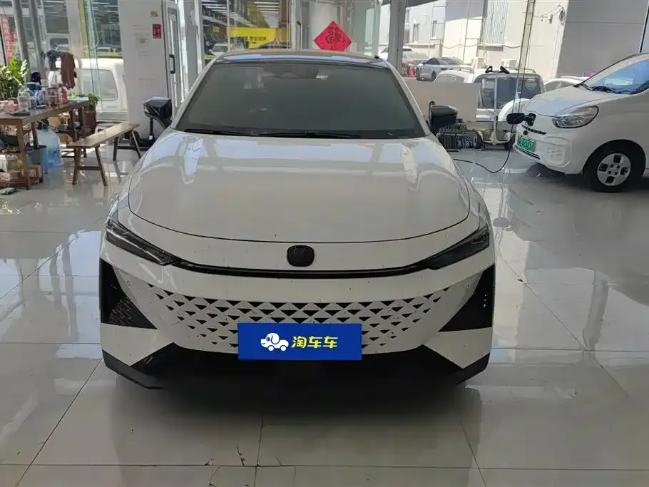 Changan UNI-V 2024 из CN, фото 8