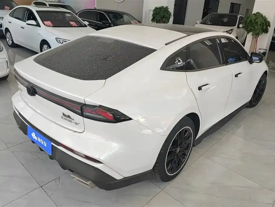 Changan UNI-V 2024 из CN, фото 6