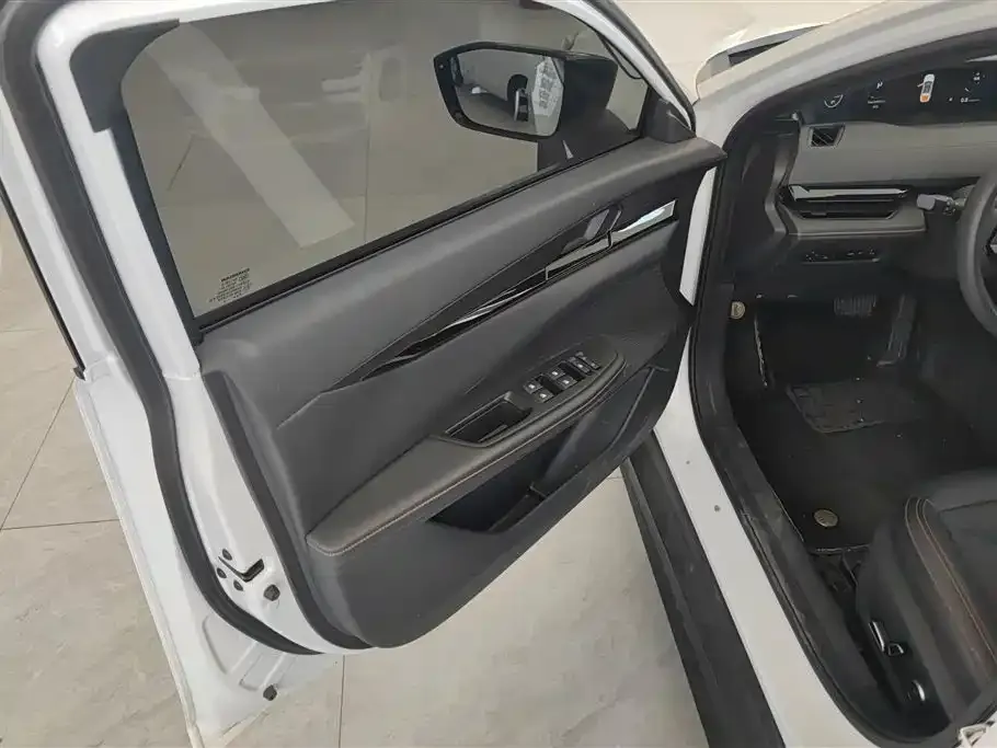 Changan UNI-V 2024 из CN, фото 9