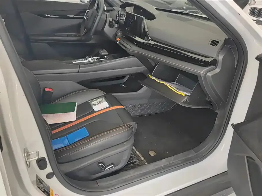 Changan UNI-V 2024 из CN, фото 7