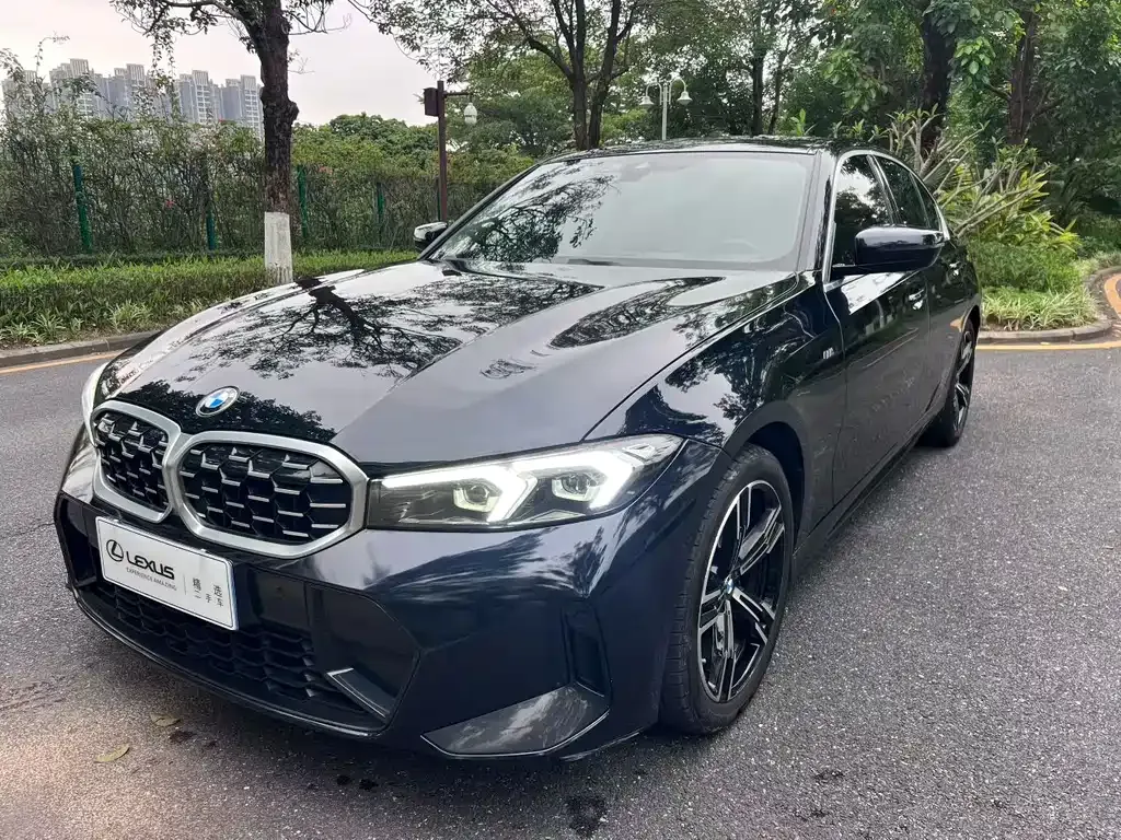 BMW 3 Series 2023 из CN, фото 1