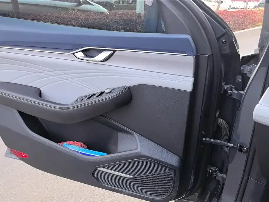 Geely Xingrui 2021 из CN, фото 2