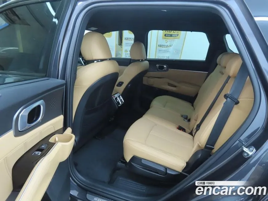 Kia Sorento 2023 из KR, фото 4