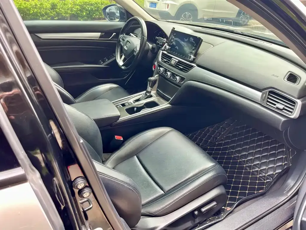 Honda Accord 2021 из CN, фото 3