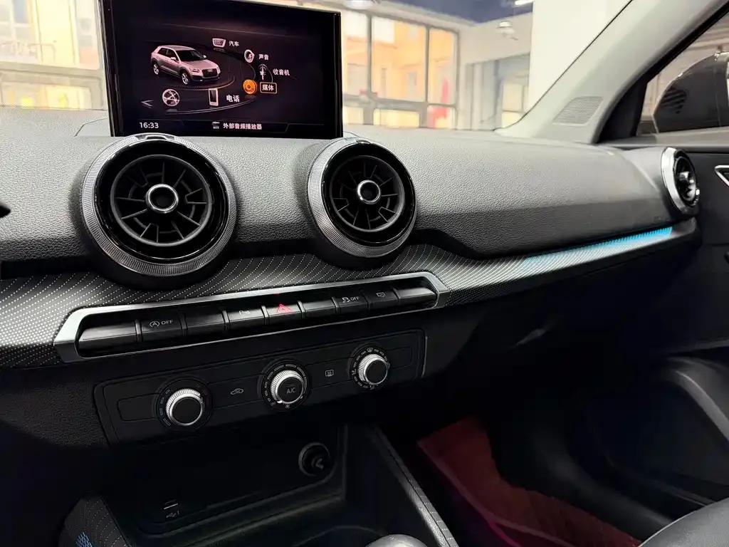 Audi Q2L 2022 из CN, фото 9