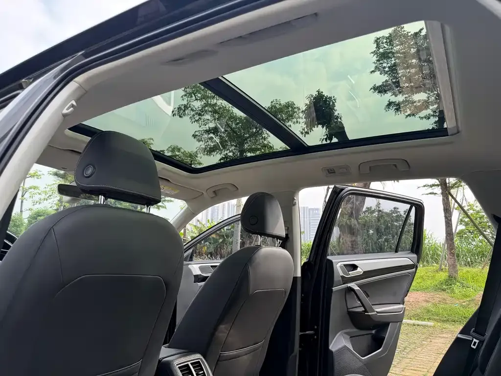Volkswagen Tayron 2021 из CN, фото 2